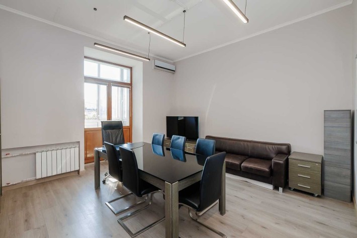 Центр! Печерськ! Хрещатик! Офіс! Пасаж! 128 кв! - фото 1