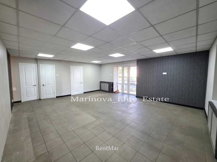 Фасад Видное место! Офис Салон магазин 47 м2 Адмиральский проспект - фото 1