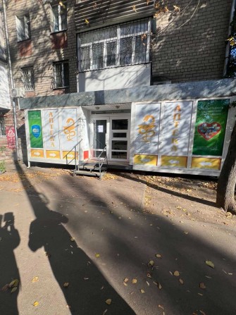 Сдам комерційне приміщення на пр. Поля - фото 1