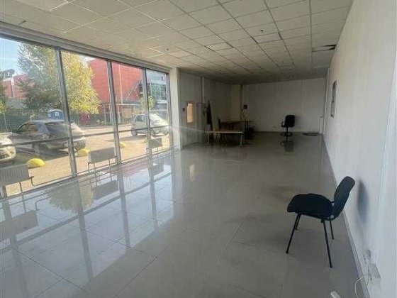 Оренда фасадної комерційної нерухомості Метро, Бандери 26В