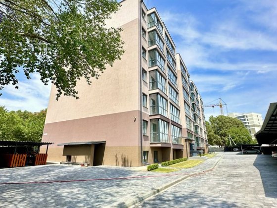 Сдам коммерческое помещение 57 м2 в ЖК Левобережный