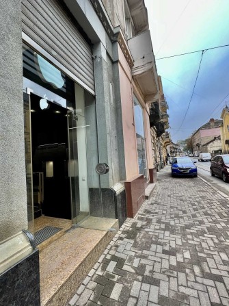 Оренда комерційного приміщення  по вул. І. Франка 55. - фото 1