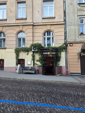 Оренда кафе по вул. Вербицького, 5 (Бандери/Коперніка). Без комісії. - фото 1