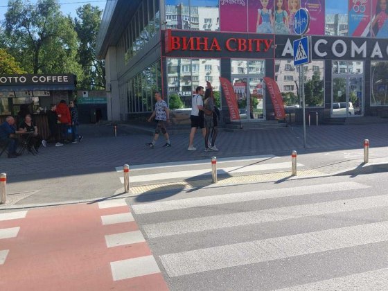 Приміщення біля метро КПІ, 329м2