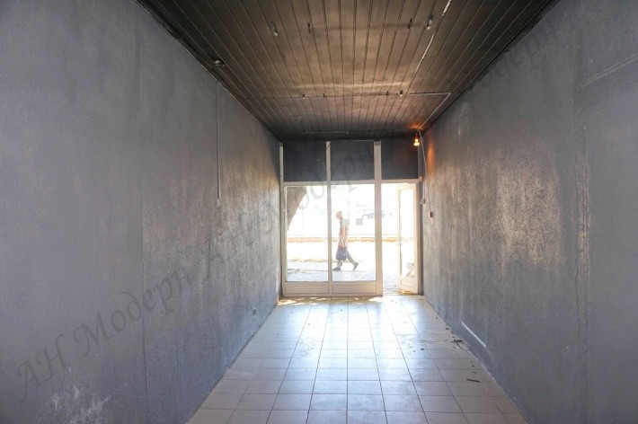 Магазин 42м2 Салтівка Харків з фасадом на «Клас» здам - фото 1