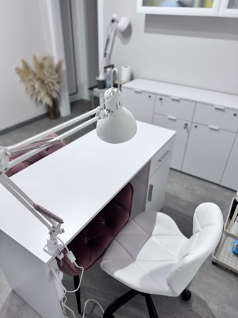 Мастер маникюра, аренда места - фото 1