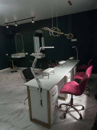 Сдам кабинет в студии красоты - фото 1
