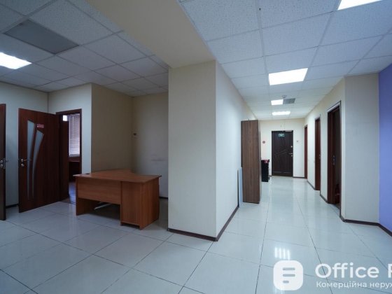 Оренда офісу 305м2 вул Жилянська 101, Бізнес Центр Електроенергія 24/7