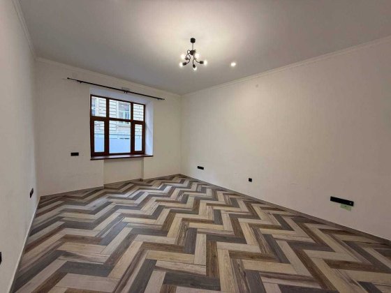 Оренда комерційної нерухомості по вулиці Кирила і Мефодія 23, центр ! Львів