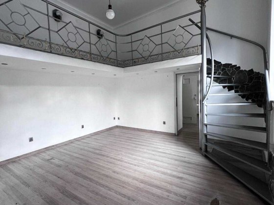 Оренда комерційного приміщення з ремонтом — вул. Личаківська 37 Львов