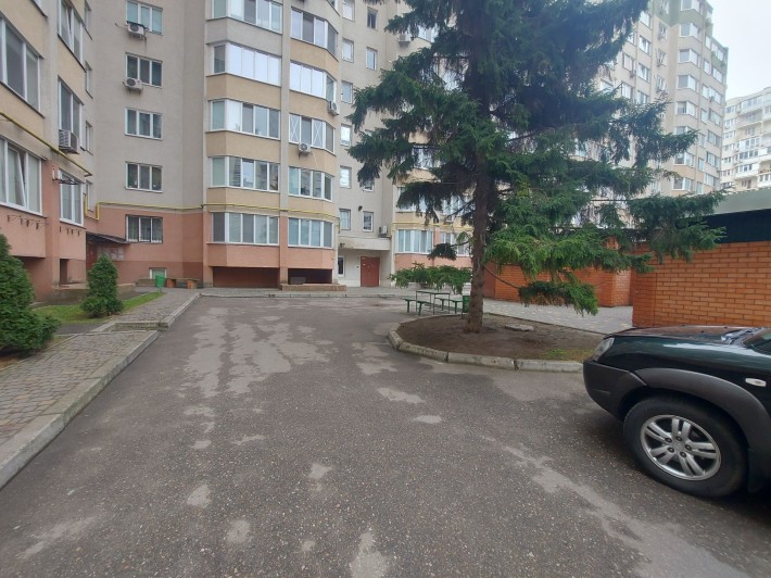 Сдам помещение ЖК Вернисаж/ Костанди 199/ Королева - фото 1