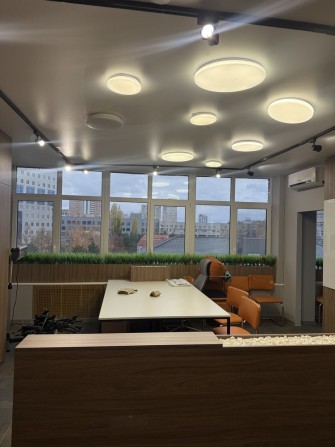 Аренда офиса для офисных сотрудников, студии маникюра,пр.Науки 38 - фото 1