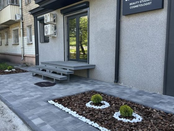 Оренда місць перукаря,бровіст,візажист Харків