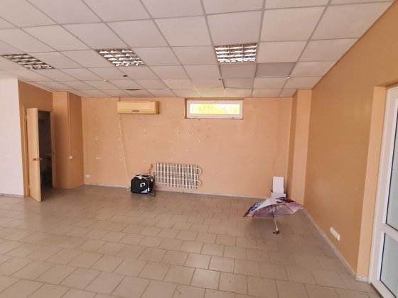 Аренда под ЭКОНОМНЫЙ салон или др. 64м2 на 2эт,Алексеевка, ос.Школьная Харків