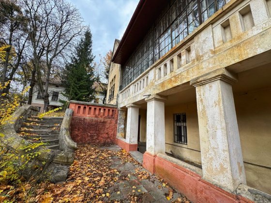 Оренда Унікальної Окремостоячої Будівлі 880 (м2) в Історичному Центрі Львів