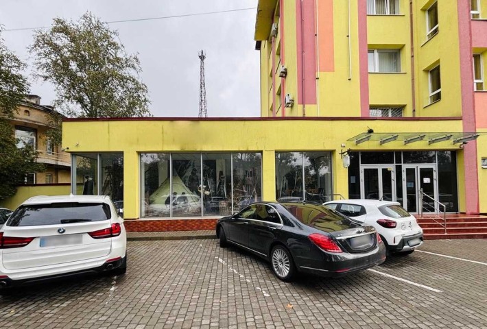 ОРЕНДА КОМЕРЦІЙНОГО Приміщення площею 184.5 м.кв. - фото 1