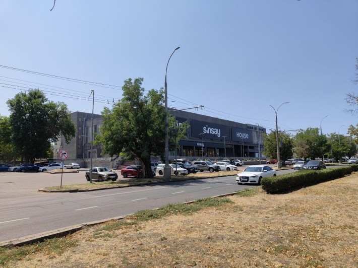 Сдам приміщення у центрі 270м.кв. - фото 1