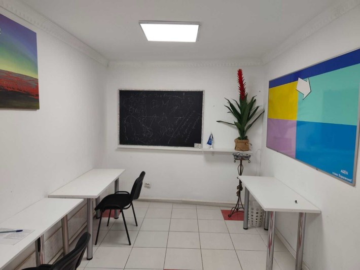 Оренда офісу вул. Зелена ближній центр Личаківський район - фото 1