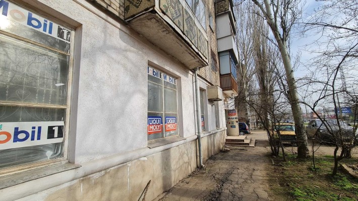 Аренда помещения 95 кв.м. ул. Космонавтов. Фасад. Без комісії. - фото 1