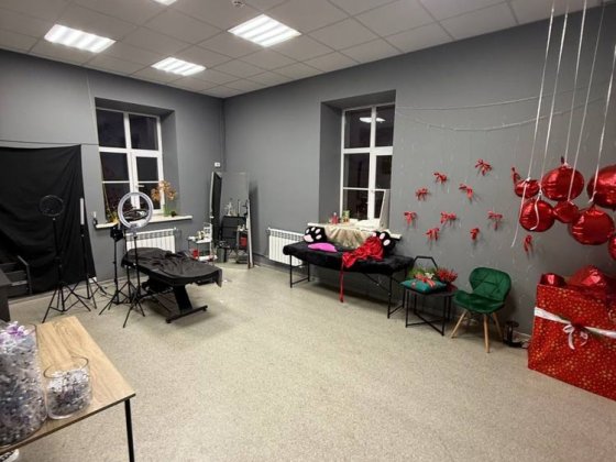 Оренда офісу з презентабельним входом в 1 хвилині від метро Харьков