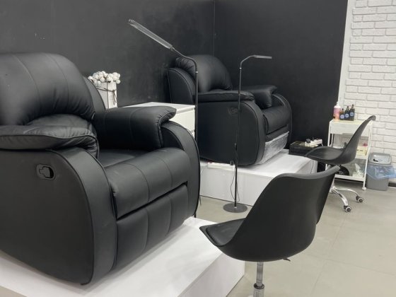 Аркадия Аренда  педикюр, маникюр, бровист Одесса