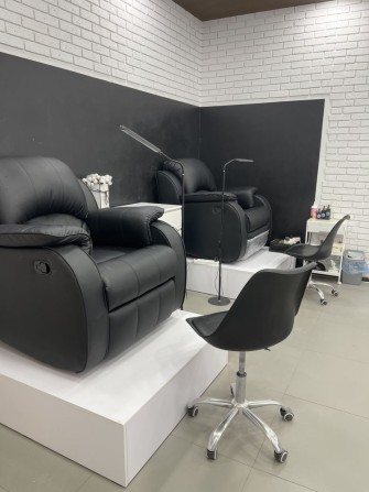 Аркадия Аренда  педикюр, маникюр, бровист - фото 1