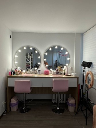 Оренда місць для бровиста, візажиста, перукаря - фото 1