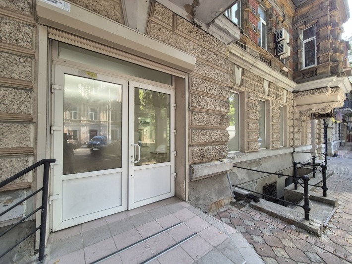 Сдам в аренду 200м на Новосельского 79 - фото 1