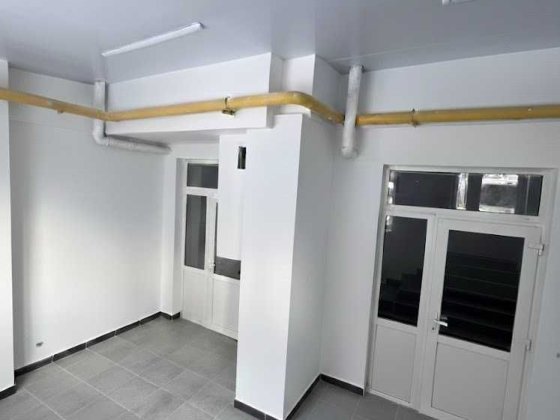 Оренда фасадного приміщення на Сихові по вул. Антонича, 5б Львів