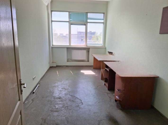 Сдам помещение 56 м2 на тер-и завода в р-не ДС "Локомотив" - фото 1