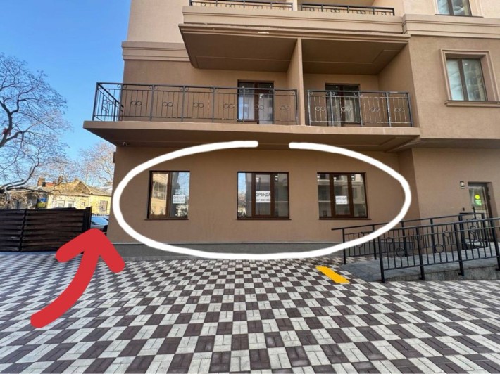 ЖК Акрополь комерция первый этаж от строителей - фото 1