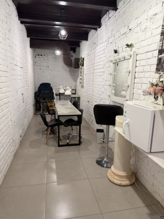 Оренда кабінет манікюр аренда кабинет место  для мастера маникюра - фото 1