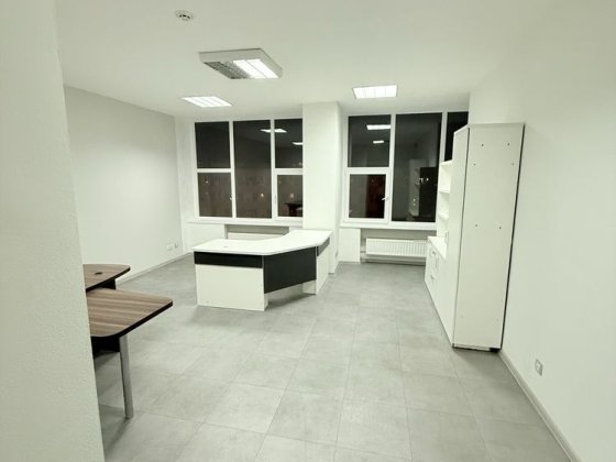 Оренда офісу з новим ремонтом в 2 хвилинах від метро Ботанічний сад Харьков