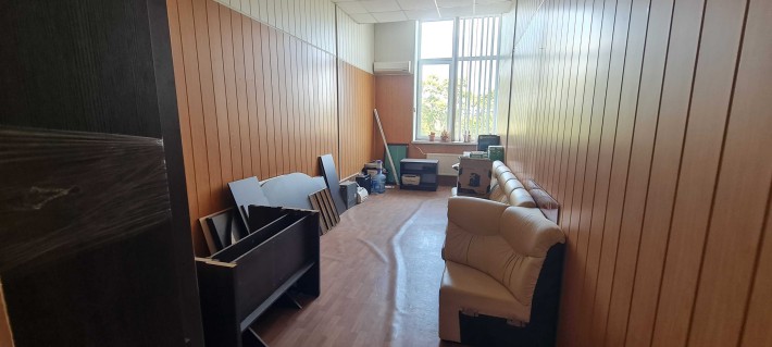 Оренда офісу. вул. Вадима Благовістного. 155 кв.м. Без комісії - фото 1