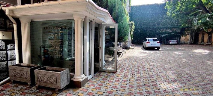 Бунина /Пушкинская. Помещение с ремонтом, мебелью, паркоместами - фото 1