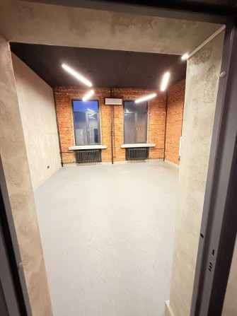 Здам офіс з лофт ремонтом в 2 хвилинах від метро Площа Конституції - фото 1