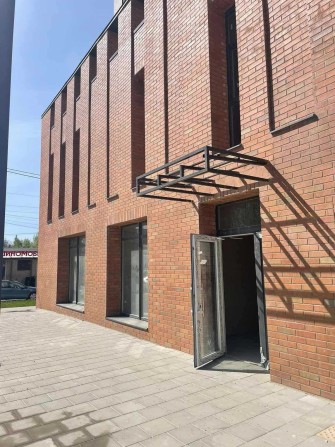 Пропозиція оренда приміщення з фасадним входом в НОВОБУДОВ Навроцького - фото 1