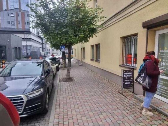 Оренда офісу у бізнес центрі,  вулиця Героїв Упа Львів