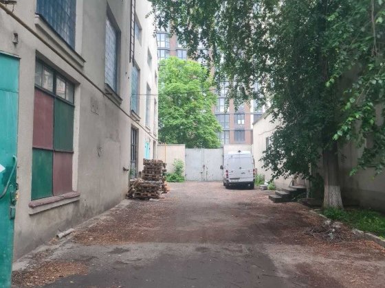 Здам склад 1000 м2 . Власник Одеса