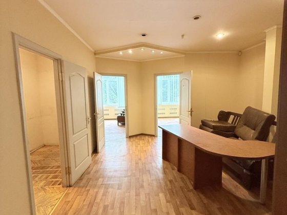 Здам офіс в 3 хвилинах від метро Ботанічний Сад Харків