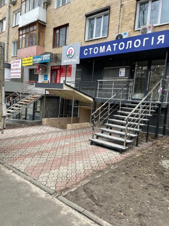 Здам приміщення під бізнес пр. Науки, метро Ботанічний сад. - фото 1