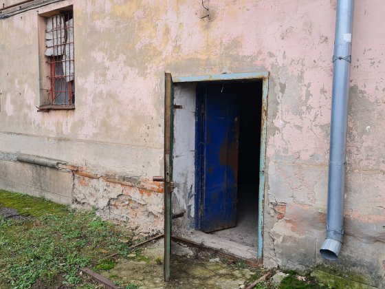 Сдам 225 м на 1-этаж и ПОДВАЛ на Клочковской (пересеч. с пр. Победы) Харьков