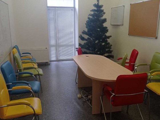 Сдам в Центре целый этаж в аренду 254м2 оборудован. Харьков