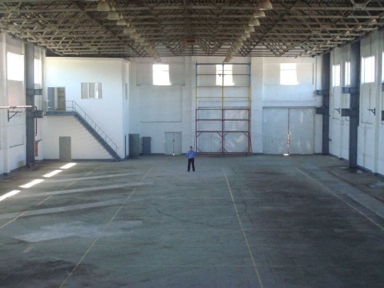 Приміщення вільного призначення 2000 кв. з рампами Миколаїв