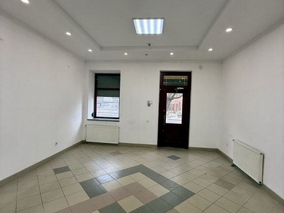 Оренда комерційного приміщення біля Високого замку Львів