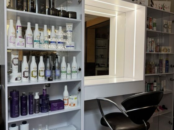 Аренда сдам окремий кабінет перукар парикмахер Харків