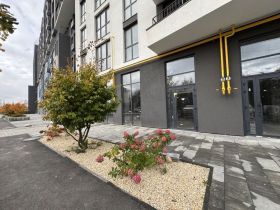 Оренда фасадного  приміщення 130 м2 у ЖК Washington city. Львів