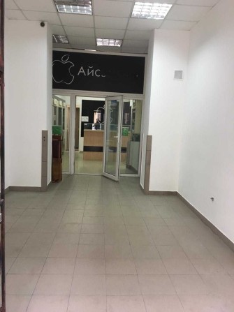 Оренда фасадного приміщення в центрі, біля форуму, Джерельна, 40м2 - фото 1