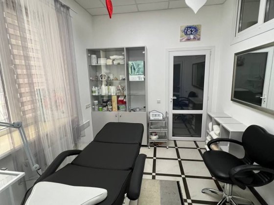 Аренда кабинета в салоне красоты полная автономия (вода и свет ) Одеса