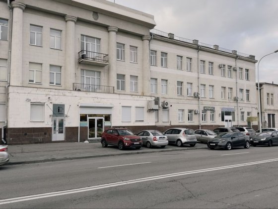 Сдам офис с отдельным входом ул.Державинская 38 возле метро Sобщ.=40м Харків